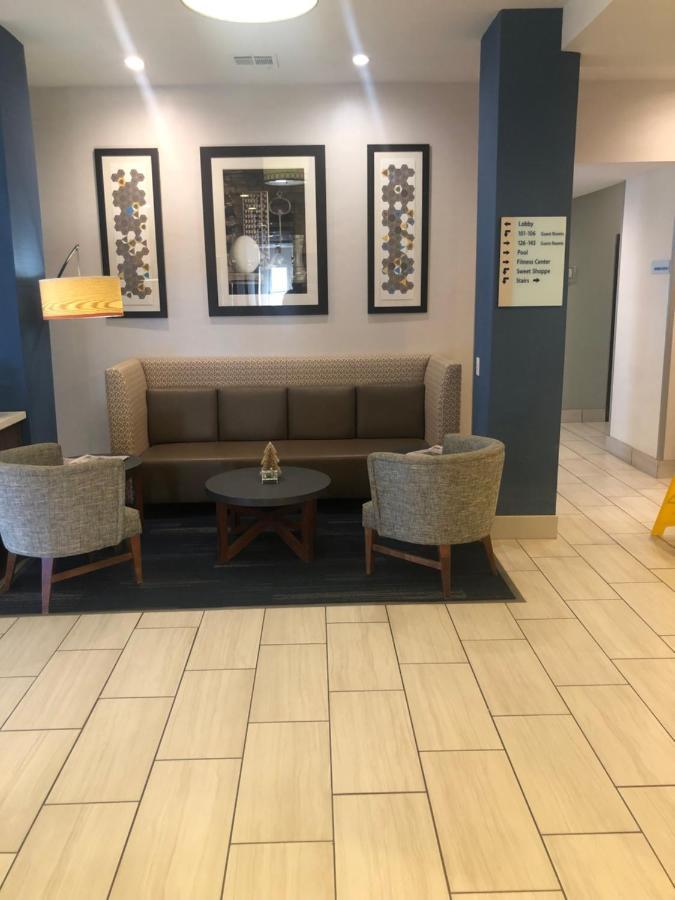 Holiday Inn Express Hotel & Suites Woodward Hwy 270 By Ihg Exterior photo
