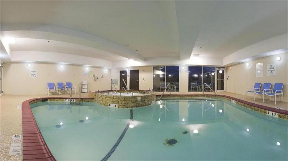 Holiday Inn Express Hotel & Suites Woodward Hwy 270 By Ihg Exterior photo